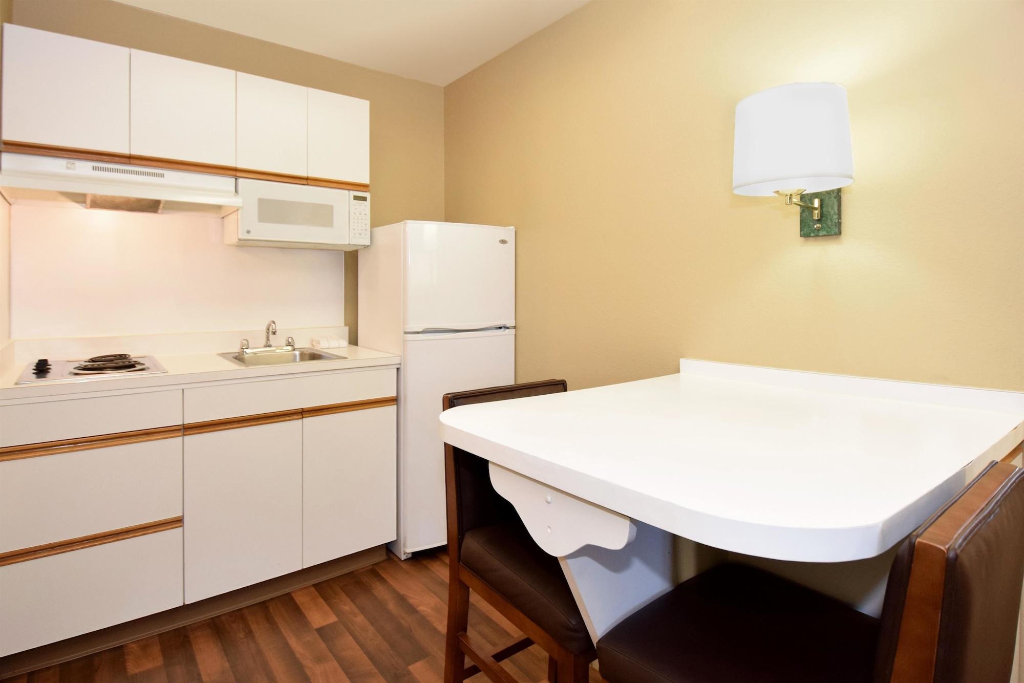 Extended Stay America Suites Washington Dc Germantown Town Center Экстерьер фото