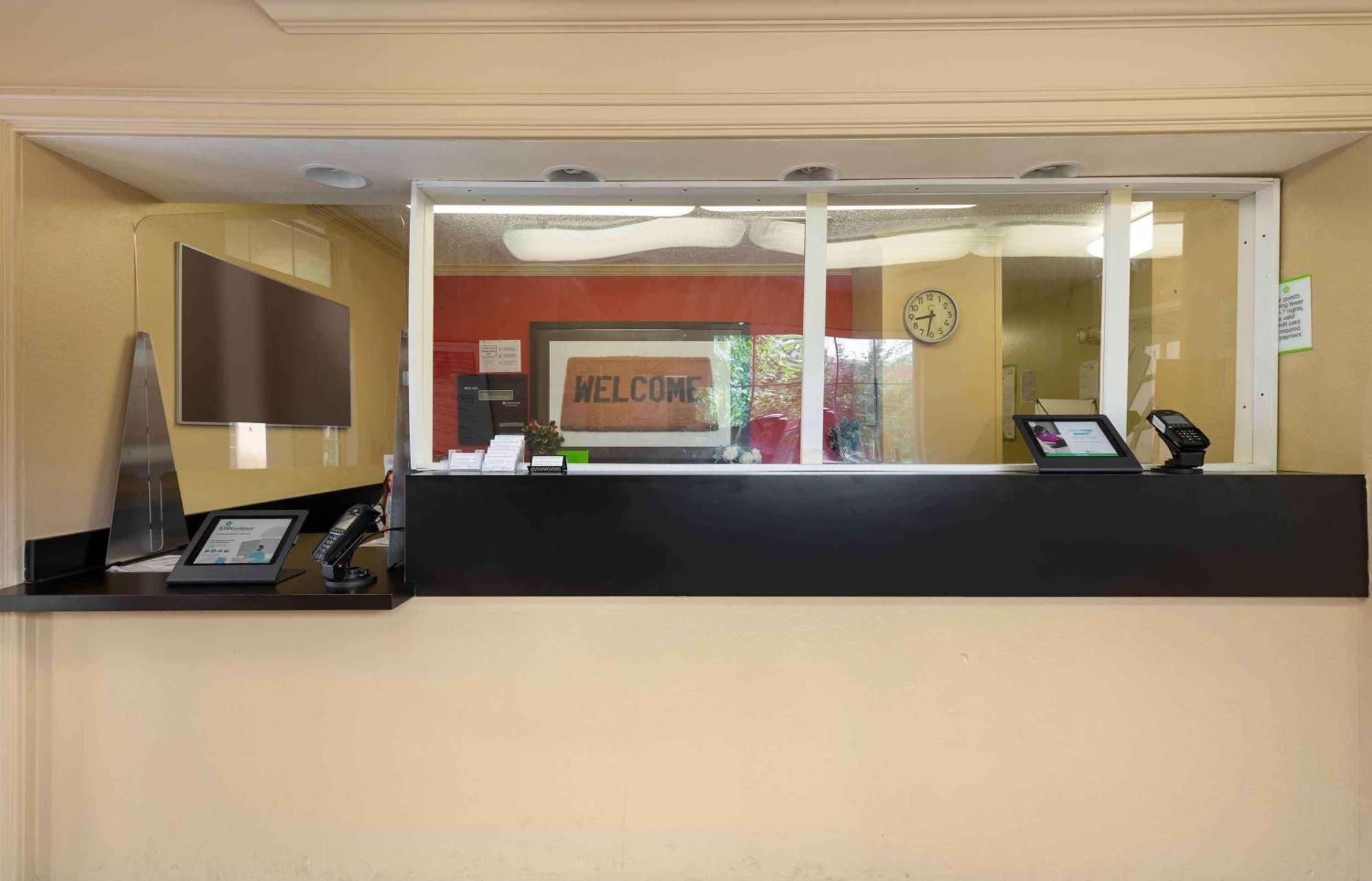 Extended Stay America Suites Washington Dc Germantown Town Center Экстерьер фото
