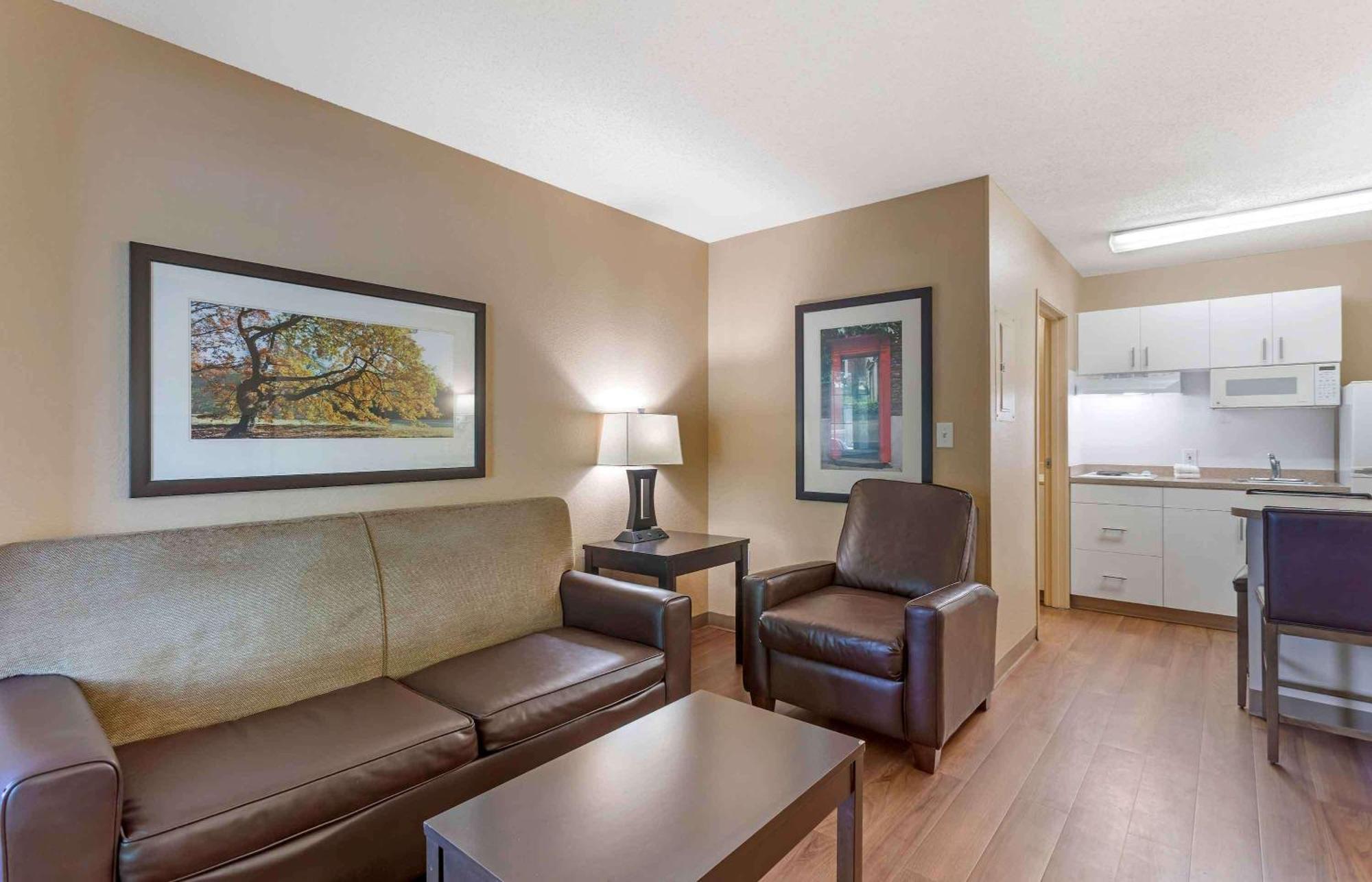 Extended Stay America Suites Washington Dc Germantown Town Center Экстерьер фото